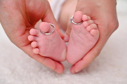 平凉孕妇六个月肚子多大